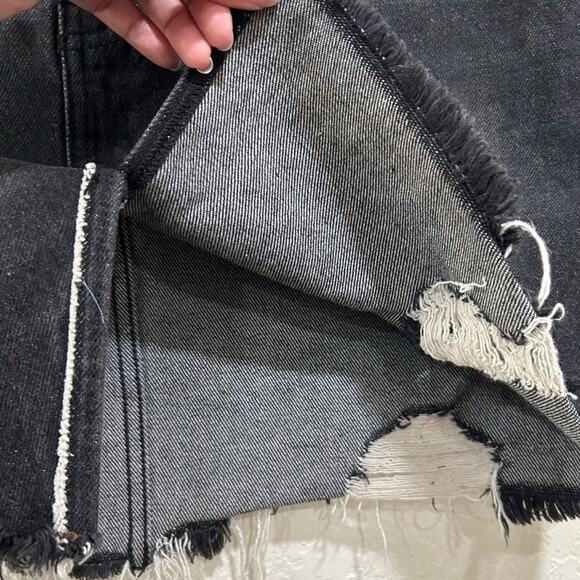 We the free denim distressed skirt womens size 31 - Picture 10 of 11